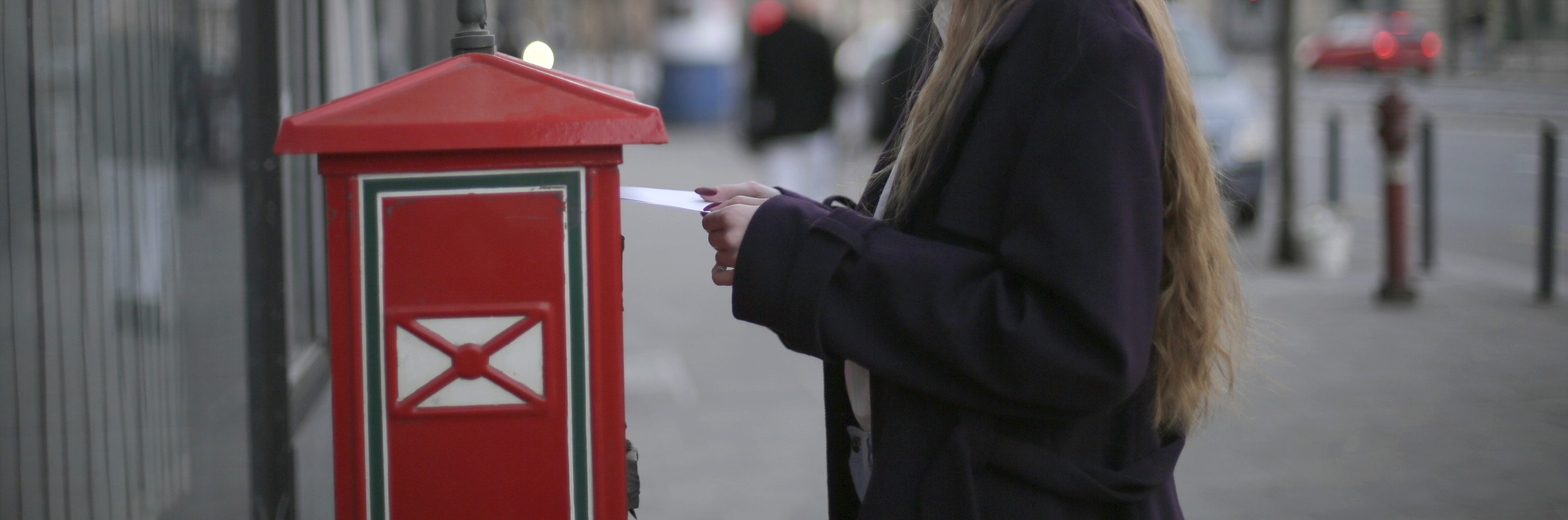 bannière lettre suivive